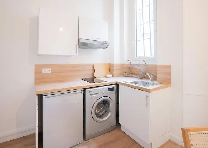 Apartment Terrasse Metro Pierre Lachaise - 3p Paris